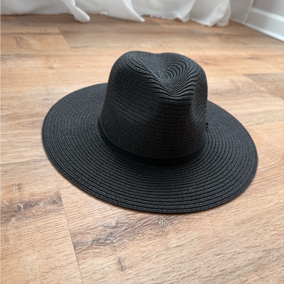 Old Navy Accessories - Old Navy Black Wide-Brim Hat